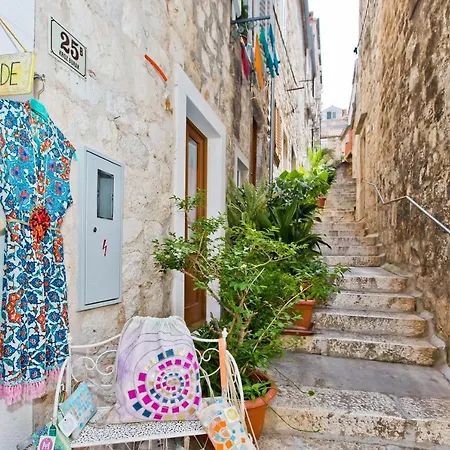Sweet Dreams Old Town Hvar 4* חוואר
