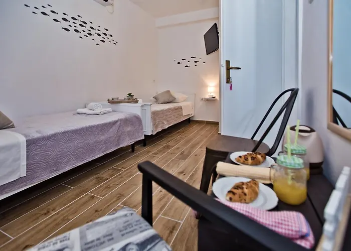 Гостьовий будинок Sweet Dreams Old Town Hvar Хвар