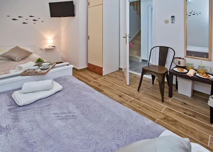 Sweet Dreams Old Town Hvar Guest house